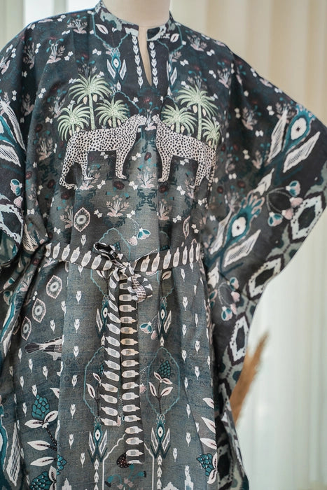 Rashk-e-Qamar Long Kaftan